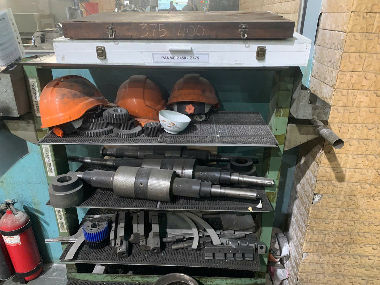 Milling tools.jpg